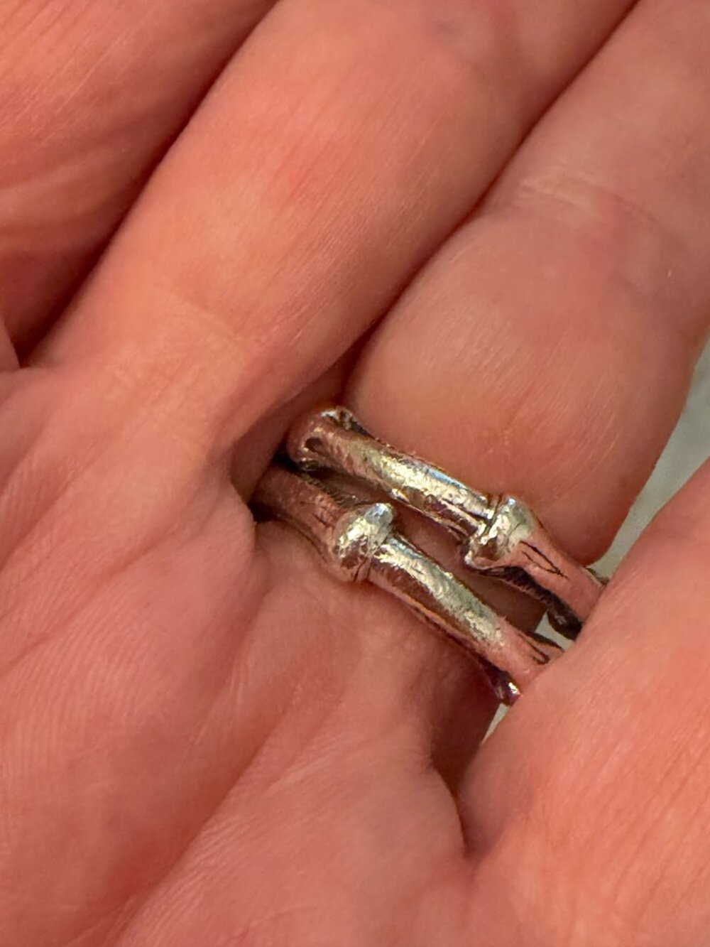 Tiffany & Co. sterling silver "bamboo" stackable rings (quantity: TWO) - Picture 5 of 15